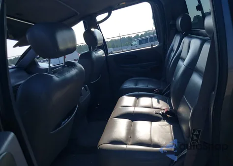 2002 Ford F-150 Lariat/Xlt из США, поврежденный, VIN 1FTRW08L82KD62539